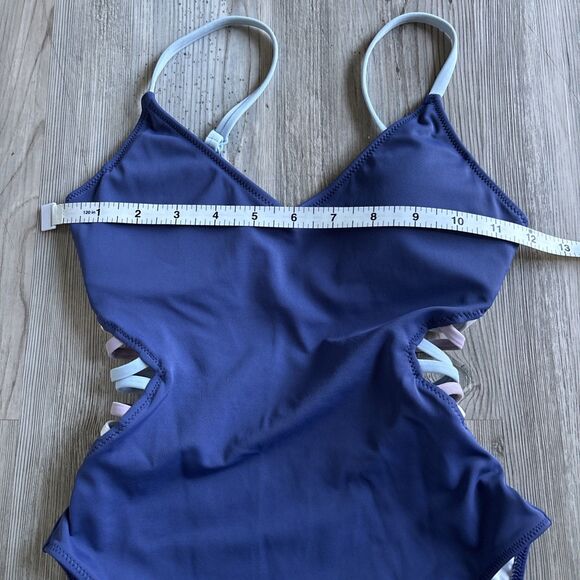 Victoria’s Secret Pink Blue One Piece Swimsuit With String Cutouts Size XS - Picture 5 of 11